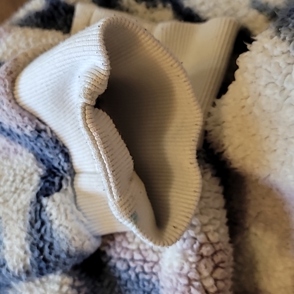 Athleta Girls Sherpa Half Zip Sweater watercolor Soft collared Size: XL/14 - Picture 16 of 16